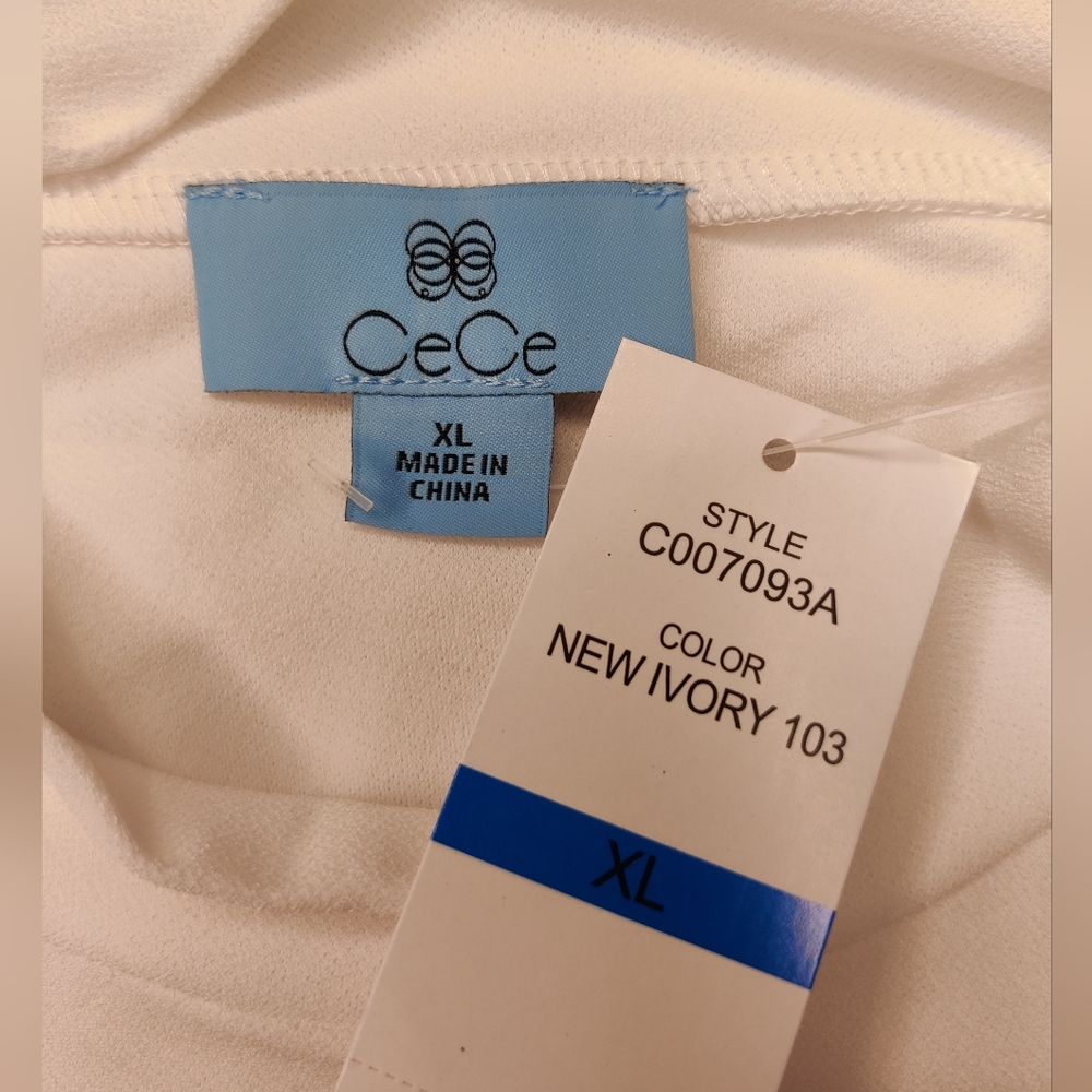 NWT CeCe Ivory White Blouse - Picture 3 of 3